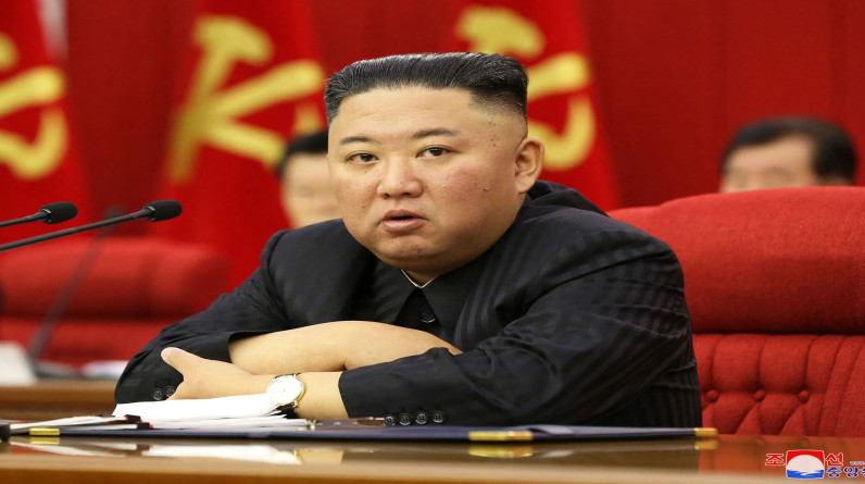 "اكتمل إنتاجه".. زعيم كوريا الشمالية يأمر بإطلاق قمر صناعي للاستطلاع العسكري